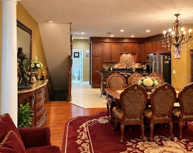 2525 Middleton Grove Drive - Photo Thumbnail 14