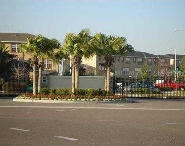 2525 Middleton Grove Drive - Photo Thumbnail 14