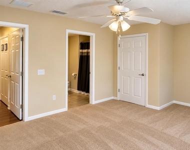 2525 Middleton Grove Drive - Photo Thumbnail 20