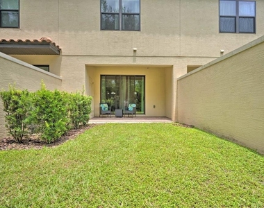 8151 Roseville Boulevard - Photo Thumbnail 19