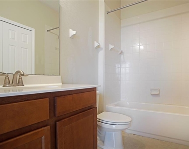 1762 Coriander Drive - Photo Thumbnail 7