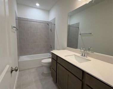 5053 Marcasca Drive - Photo Thumbnail 24