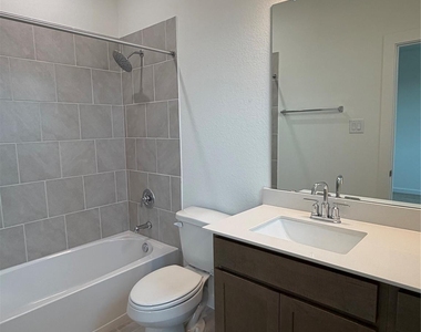 5053 Marcasca Drive - Photo Thumbnail 18