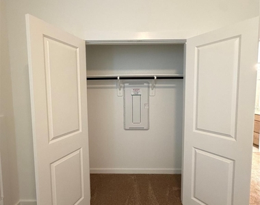 5053 Marcasca Drive - Photo Thumbnail 23