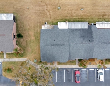 2432 King Oak Court - Photo Thumbnail 9