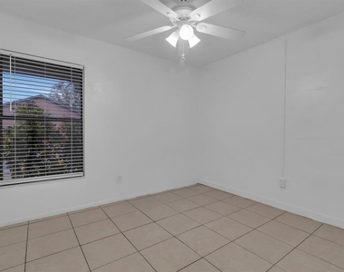 2432 King Oak Court - Photo Thumbnail 29