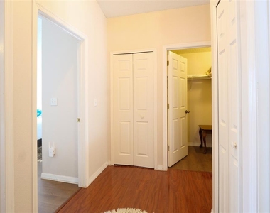 4381 Creekside Boulevard - Photo Thumbnail 10