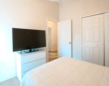 4381 Creekside Boulevard - Photo Thumbnail 46