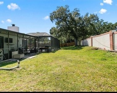 2506 Bali Circle - Photo Thumbnail 19