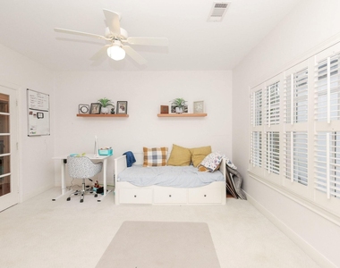 4002 Arnold Street - Photo Thumbnail 23