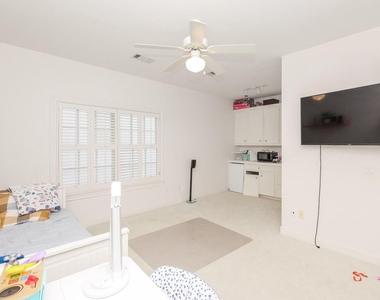 4002 Arnold Street - Photo Thumbnail 24