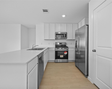 21235 Fieni Drive - Photo Thumbnail 4