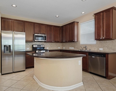 19 Patina Pines Place - Photo Thumbnail 12