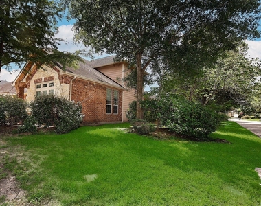 19 Patina Pines Place - Photo Thumbnail 2