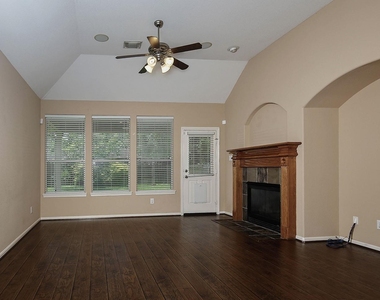 19 Patina Pines Place - Photo Thumbnail 8