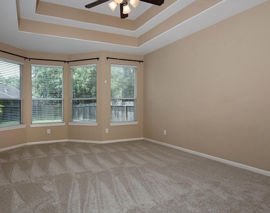 19 Patina Pines Place - Photo Thumbnail 13