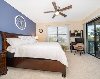 8945 Azalea Sands Lane - Photo Thumbnail 11