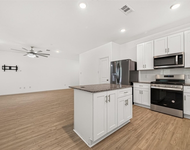 24500 Canyon Strata Lane - Photo Thumbnail 12