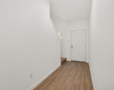 24500 Canyon Strata Lane - Photo Thumbnail 5