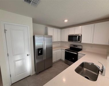 6685 Sw 81st Loop - Photo Thumbnail 4