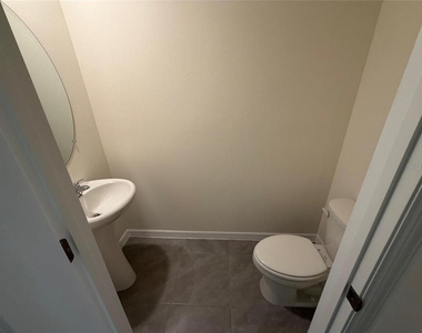 6685 Sw 81st Loop - Photo Thumbnail 2
