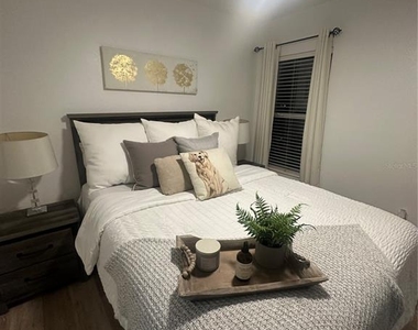 4242 Sw 50th Circle - Photo Thumbnail 6