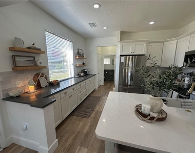 4242 Sw 50th Circle - Photo Thumbnail 13