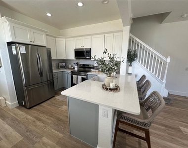 4242 Sw 50th Circle - Photo Thumbnail 2