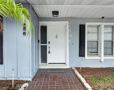 7606 Waunatta Court - Photo Thumbnail 2
