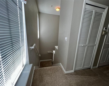 6111 Metrowest Boulevard - Photo Thumbnail 13