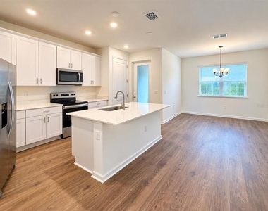17736 Porter Road - Photo Thumbnail 3