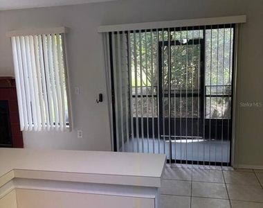 537 Sun Ridge Place - Photo Thumbnail 4