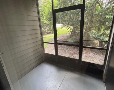 537 Sun Ridge Place - Photo Thumbnail 7