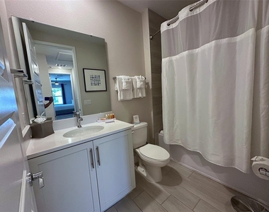 7821 Spectrum Drive - Photo Thumbnail 11