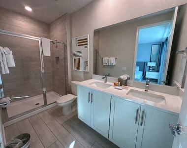 7821 Spectrum Drive - Photo Thumbnail 18