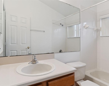 1346 Solana Circle - Photo Thumbnail 15