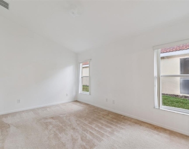1346 Solana Circle - Photo Thumbnail 8