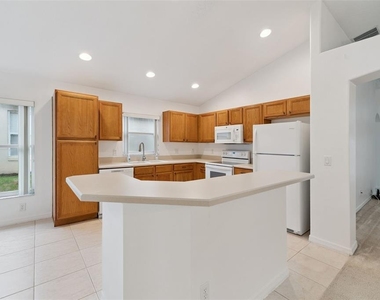 1346 Solana Circle - Photo Thumbnail 6