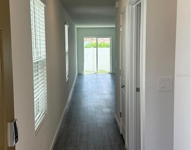 9193 Sw 71st Court - Photo Thumbnail 6