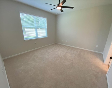 3009 Green Park Drive - Photo Thumbnail 13