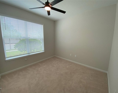 3009 Green Park Drive - Photo Thumbnail 20