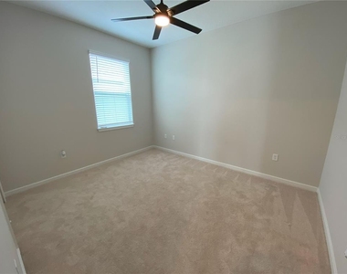 3009 Green Park Drive - Photo Thumbnail 23