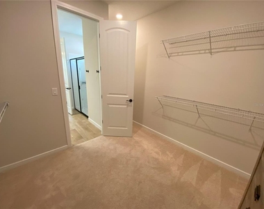 3009 Green Park Drive - Photo Thumbnail 17
