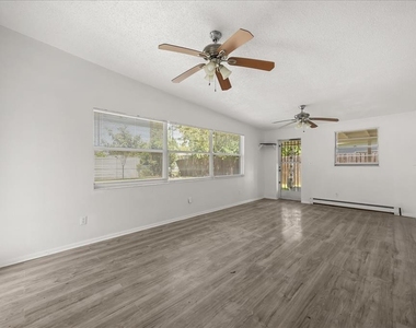1849 Viburnum Lane - Photo Thumbnail 2