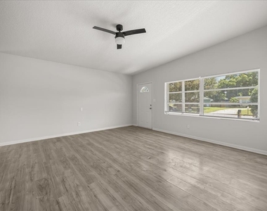 1849 Viburnum Lane - Photo Thumbnail 17