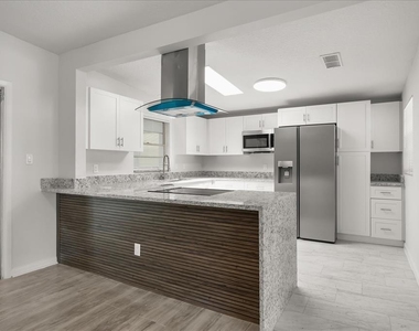 1849 Viburnum Lane - Photo Thumbnail 3