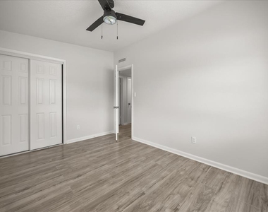 1849 Viburnum Lane - Photo Thumbnail 14