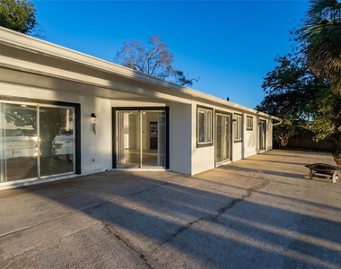 1704 Ison Lane - Photo Thumbnail 6