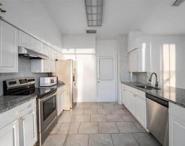 1704 Ison Lane - Photo Thumbnail 15