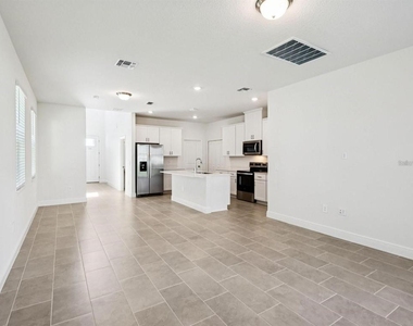 2273 Hen Road - Photo Thumbnail 1